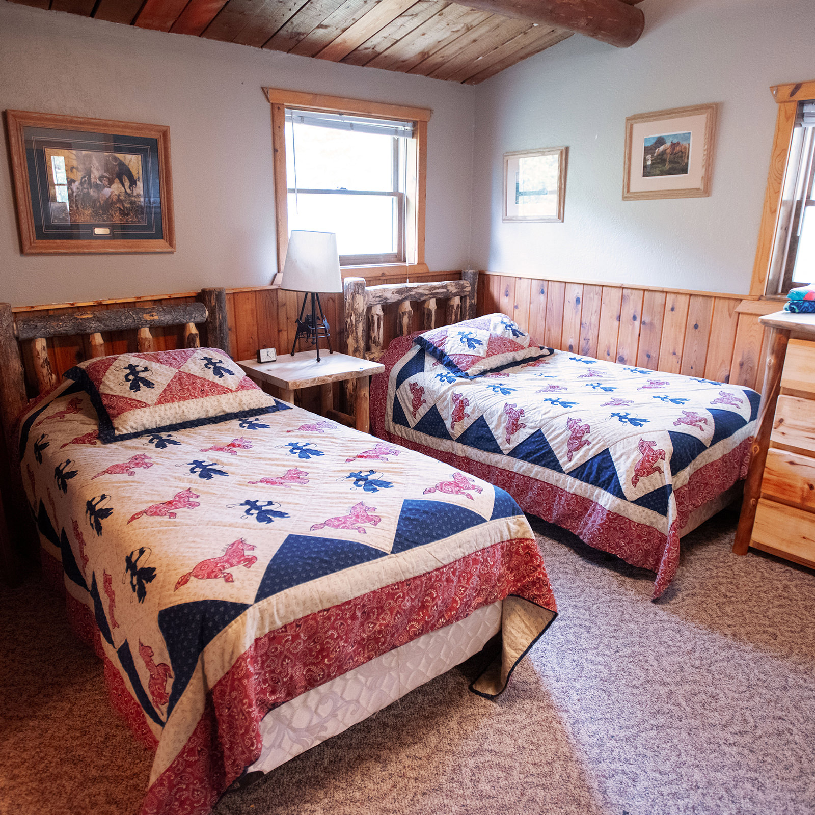 twin beds at Drowsy Water Ranch